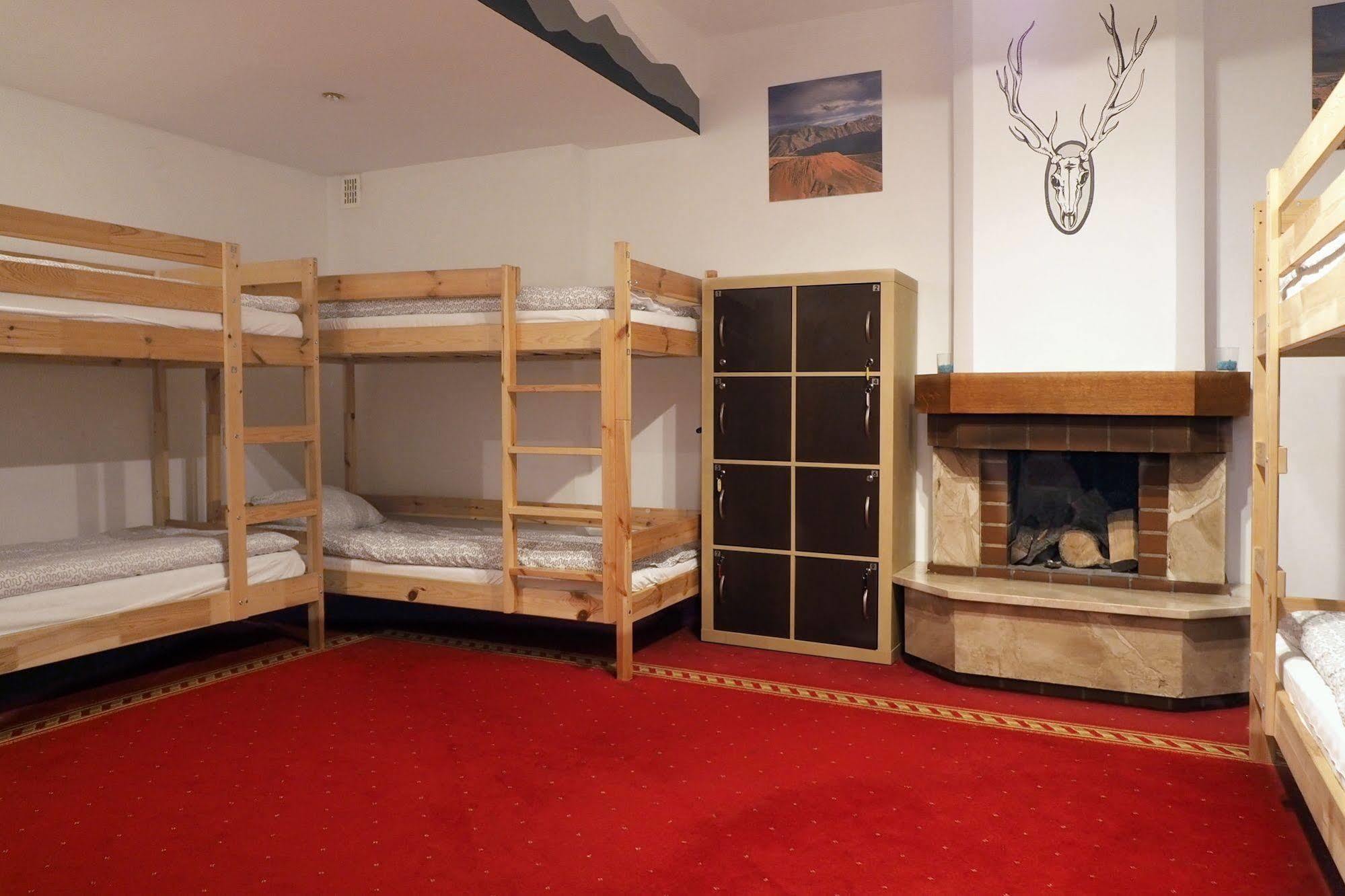 Adventura Hostel وارسو المظهر الخارجي الصورة